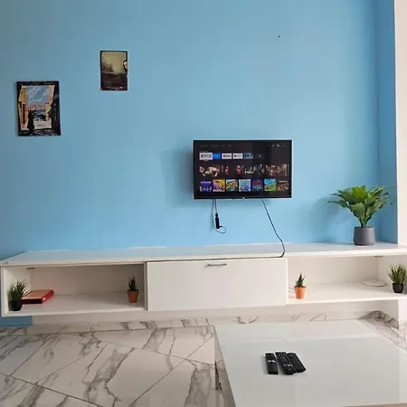 Paceville 4 Bedroom 3 Bathroom Fully Equipped Sw1 *