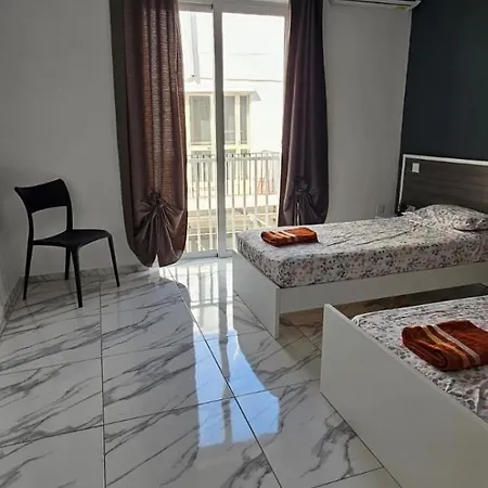Paceville 4 Bedroom 3 Bathroom Fully Equipped Sw1 Apartment Is-Swieqi