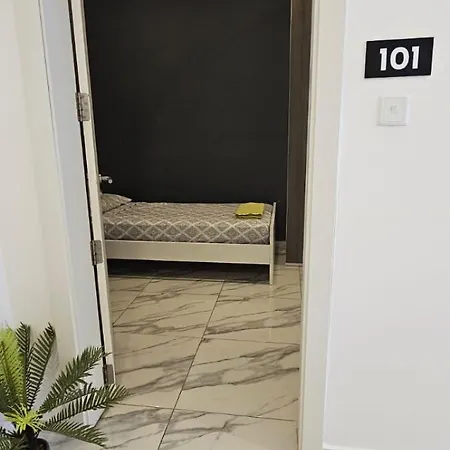 Apartment Paceville 4 Bedroom 3 Bathroom Fully Equipped Sw1 *