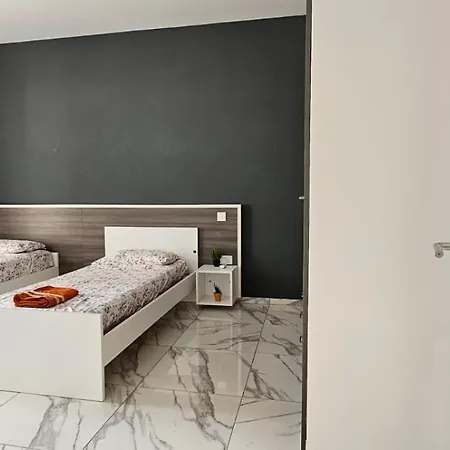 Apartment Paceville 4 Bedroom 3 Bathroom Fully Equipped Sw1 Is-Swieqi